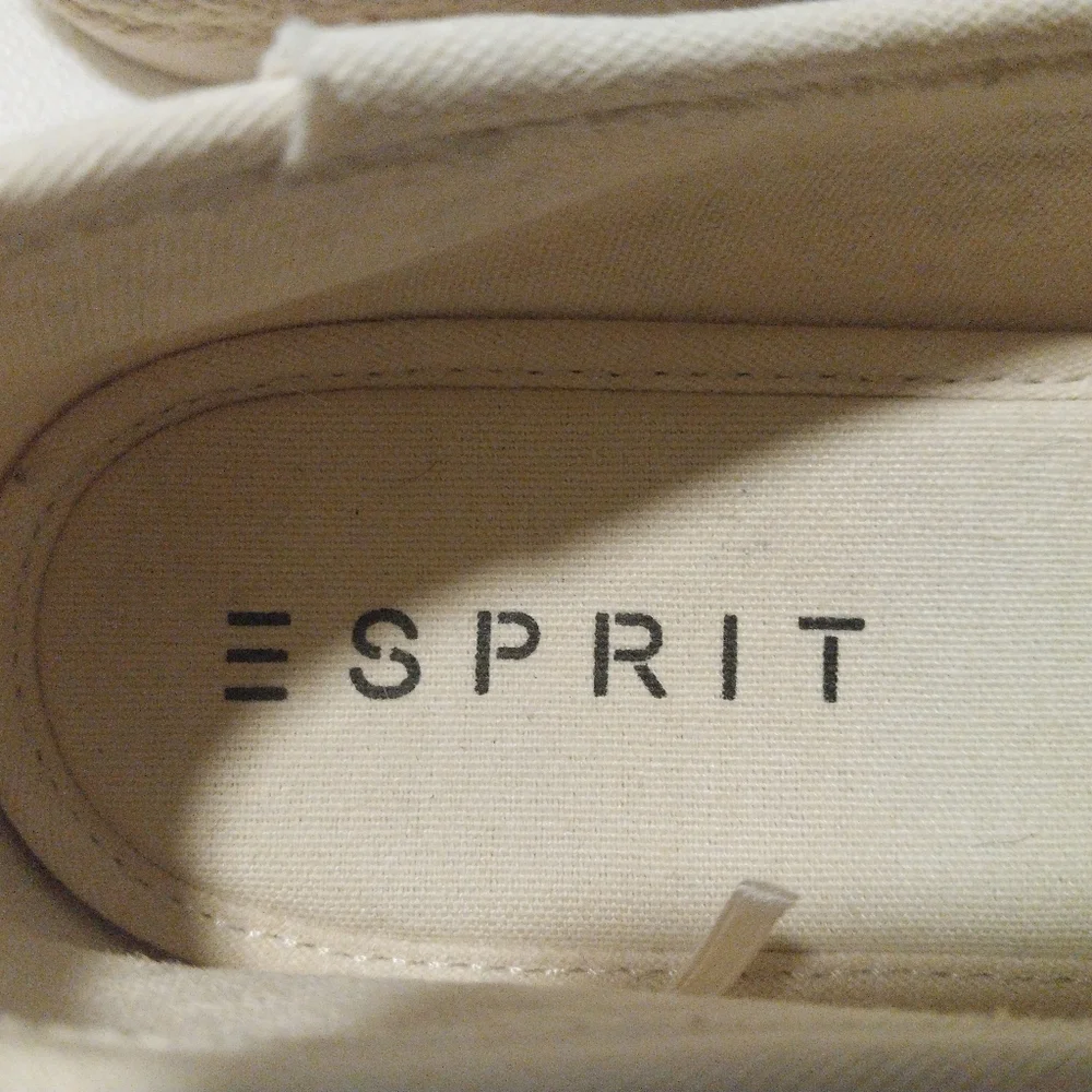 Esprit Nadine Cream and Tan Espadrille Loafer